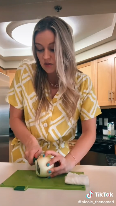 Nicole Renard (aka Nicole the Nomad), shared her easy trick to reduce tears while cutting onions revealing that all you need is a paper towel.