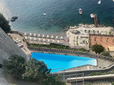 Borgo Santandrea amalfi resort review