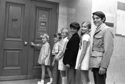 The original children cast in the show in 1969, Susan Olsen (left), Michael Lookinland, Eve Plumb, Christopher Knight, Maureen McCormick and Barry Williams. Picture: AAP