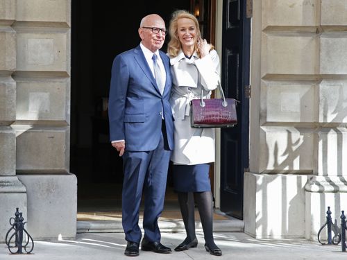 Rupert Murdoch marries Jerry Hall in private ceremony at London palace