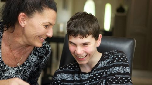 NSW teenager Connor McLeod started petitioning the Reserve Bank at age 12 to introduce tactile banknotes so vision impaired and blind people could tell the value of notes. (AAP)