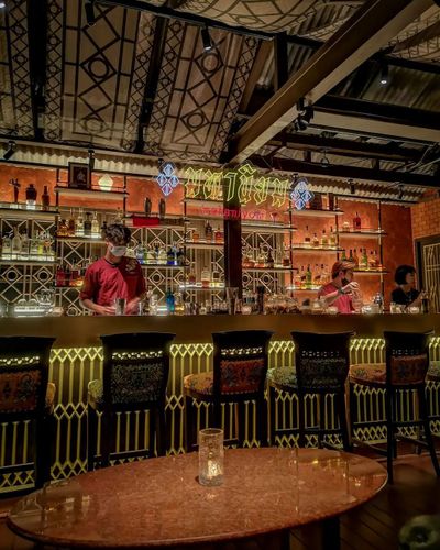 19. Mahaniyom Cocktail Bar, Bangkok