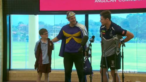 Heath, 12, was surprised by Dockers star Lachie Neale. (9NEWS)