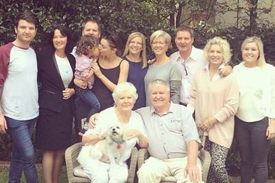 Making sure they put all those pesky "family rift" rumours to rest, the Kerrs gathered around for a sweet Mother's Day shot.
