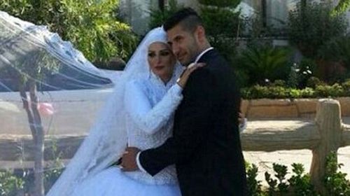 A purported wedding photo of Mahassen Issa and Mohammad Awick. (Facebook)