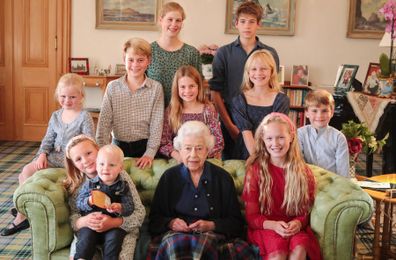 Pictured alongside Her Late Majesty Queen Elizabeth II are:Top row (L-R): Lady Louise Mountbatten-Windsor, James, Earl of Wessex.Middle row (L-R): Lena Tindall, Prince George, Princess Charlotte, Isla Phillips, PrinceLouis.Bottom row (L-R): Mia Tindall, Lucas Tindall, Savannah Phillips.