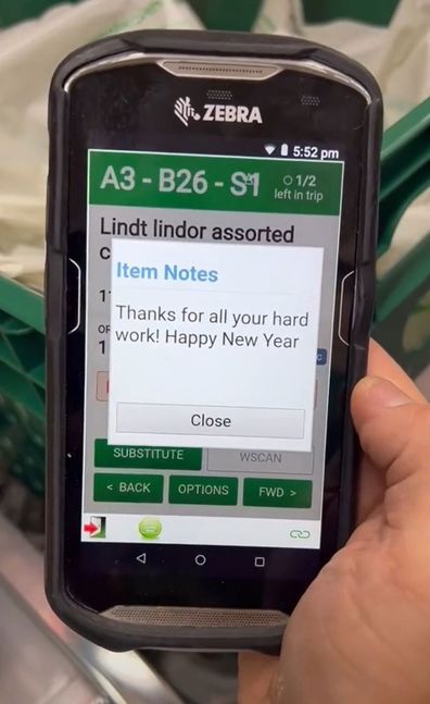 TikTok, Woolworths Australia, leaving notes in online orders