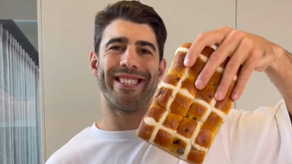 AFL Star Christian Petracca Levels Up Easter with the Hot Cross Bun Hack You NEED to Try!