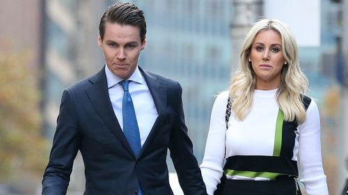 Oliver Curtis, jailed former banker and husband of Sydney publicist Roxy Jacenko, to remain behind bars after appeal dismissed