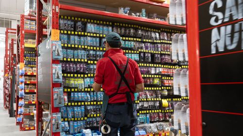 Bunnings store generic shot