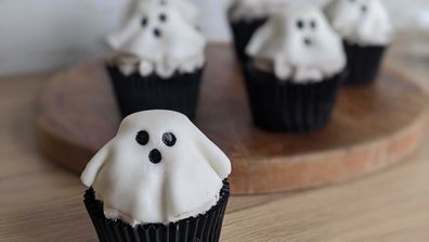 Ghost cupcakes