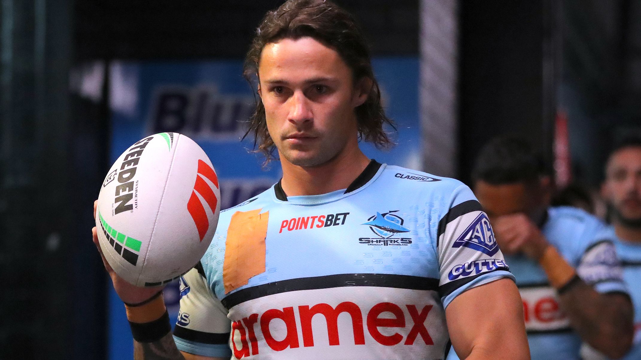 LIVE: Slater urges huge switch for Sharks' $7m star