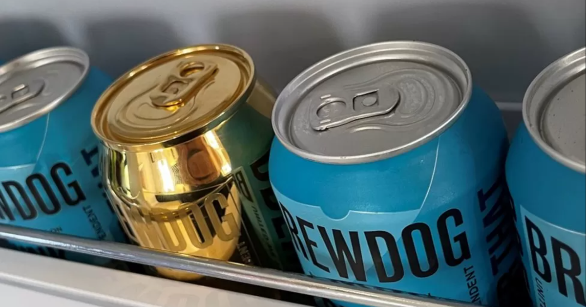 банки с золотом. пиво в банке gold. алюминиевая банка дизайн. флеш золотая банка. Golden cans.