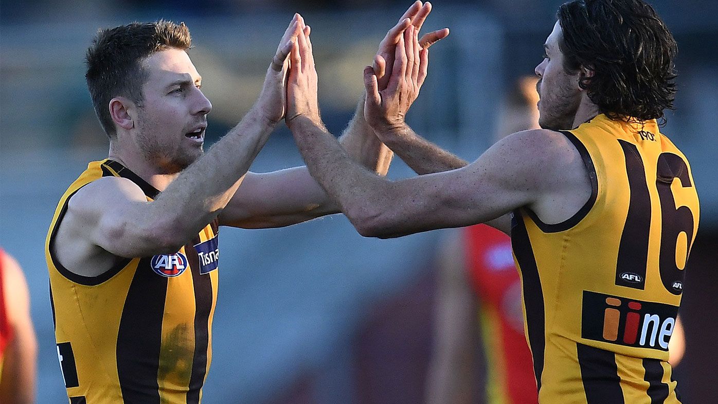 Hawthorn Hawks scrap win over Gold Coast Suns to stay in AFL top-eight mix