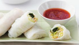 Noodle and vegetable rolls