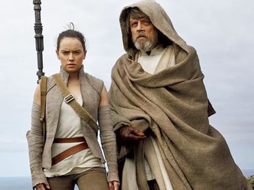 Mark Hamill returns to the role of Luke Skywalker alongside new apprentice Rey.