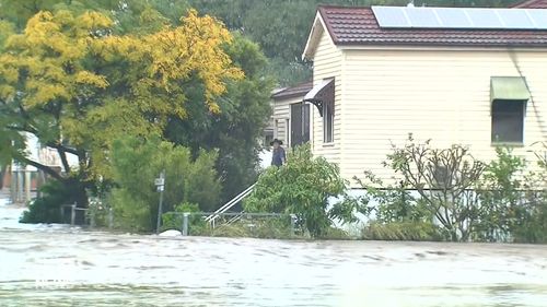 Flood risks remain as the Laidley River and the Mary River in Queensland's south are expected to reach the major flood level.