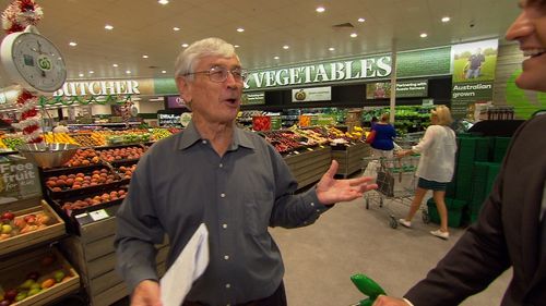 Dick Smith wants Aussies to shop local this Christmas.