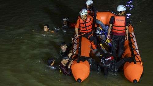 A frantic rescue mission was launched on a river in Ciamis, West Java, after more than 20 students slipped in during an excursion. 