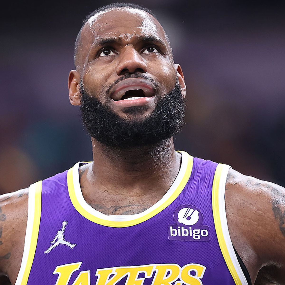 Lakers' LeBron James cleared after 2 negative COVID-19 tests