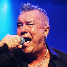 Jimmy Barnes performing with Cold Chisel in 2015 (Getty)