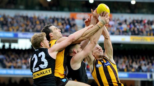 Hawthorn looked home midway through the final quarter with a 29-point lead, before having to withstand a late Port surge. (AAP)