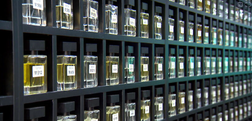 Copycat scents imitating designer brands are flooding the market, treading a fine legal line and offering a big savings for shoppers.