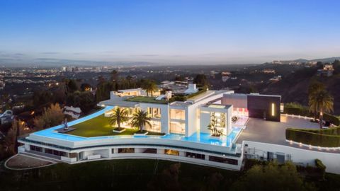Bel Air mansion millions auction record california america