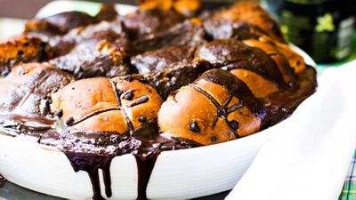 And here's something cheeky to do with left over buns after you've made them -&nbsp;<a href="http://kitchen.nine.com.au/2016/06/06/12/54/alanas-choc-hot-cross-bun-pudding" target="_top">Alana's Choc hot cross bun pudding</a>