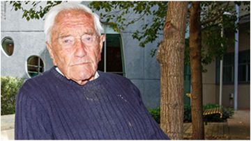 David Goodall, 102, has been ordered to leave Perth's Edith Cowan University. (Edith Cowan University)