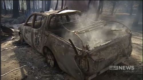 A car burnt out at the fire near Waroona. (9NEWS)