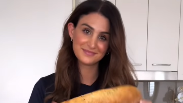 Aussie woman&#x27;s genius trick for reviving stale bread