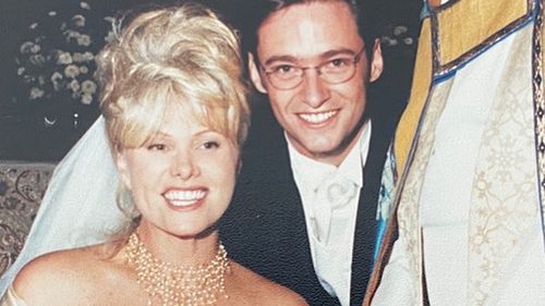 Hugh Jackman et Deborra-Lee Furness le jour de leur mariage en 1996.