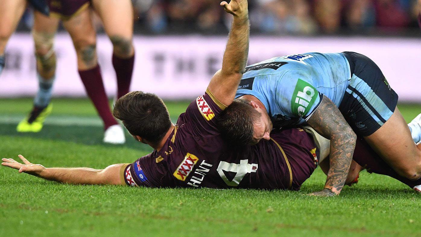 Ben Hunt is tackled by Tariq Sims during Origin III