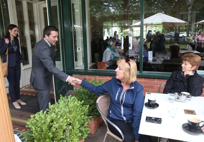 The Opposition Leader also got friendly with caf&eacute; customers in Ballarat, a key regional electorate.