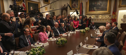 Donald Trump, Kevin Rudd hakkında önceki yorumları ile ilgili sorulara yanıt veriyor.
