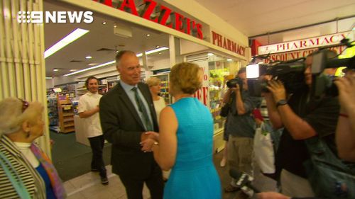 Mrs Keneally cornered Mr Alexander outside a pharmacy in Eastwood, in Sydney's north (9NEWS)