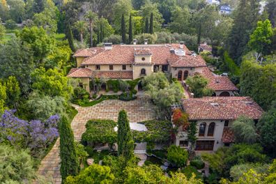 Pia and Patrick Whitesell holmby hills tuscan estate mapleton