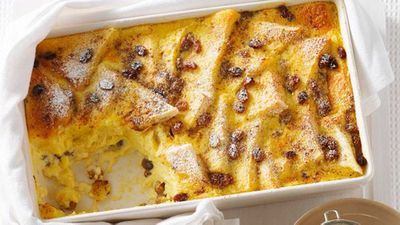 <a href="http://kitchen.nine.com.au/2016/05/16/13/59/bread-and-butter-pudding" target="_top">Bread and butter pudding</a>