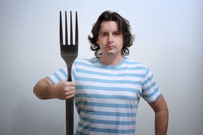 <strong>Eat with ginormous cutlery</strong>