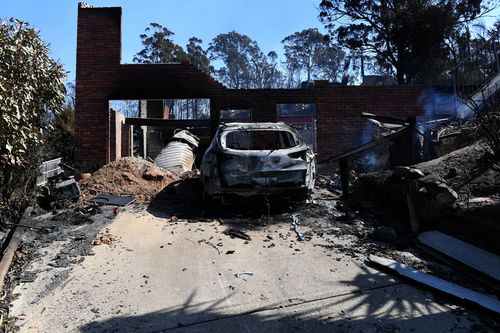 Some of the more than 70 houses and businesses destroyed by a bushfire in the coastal town of Tathra. (AAP)