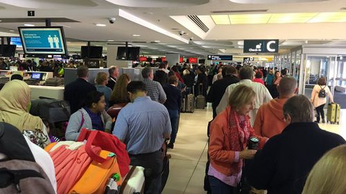 Passengers have been left stranded at Sydney Airport. (Twitter/@jharleyaus)