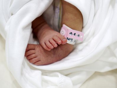 Baby name bracelet newborn leg