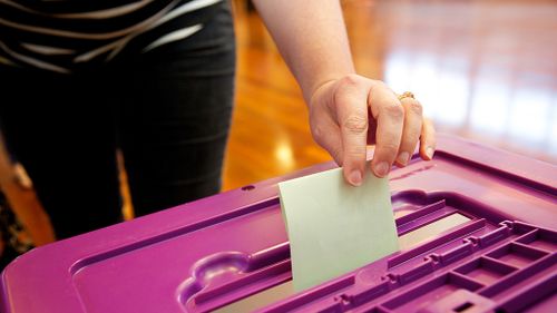 AEC urges Australians to enrol now for the 2016 federal election
