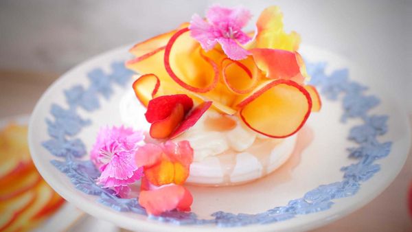 Peach, vanilla and rosewater pavlova recipe