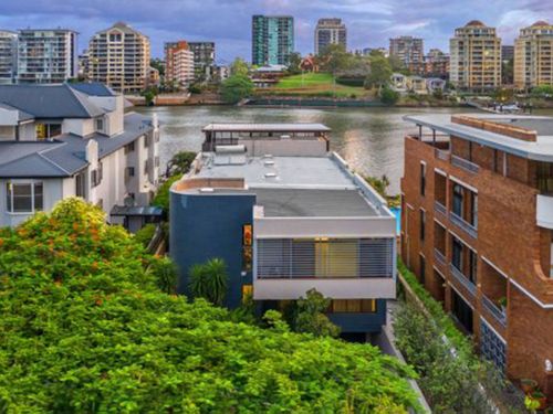 Brisbane home smashes residential auction record