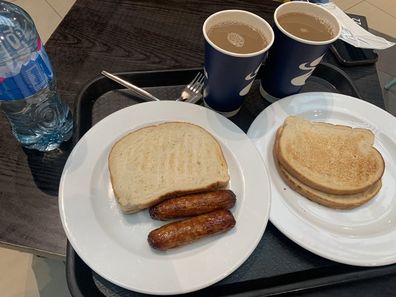 kevin doyle twitter dublin airport breakfast