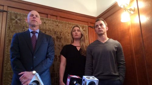 Lawyer Anthony Douglas Rappaport speaks at a news conference with his clients, Denise Huskins and her boyfriend Aaron Quinn, in San Francisco, on September 29, 2016. (AAP)