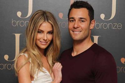 Our homegrown fave Jennifer Hawkins got hitched in a beautiful Bali wedding, surrounded by 50 friends and family. The only question was: Where was our invite?