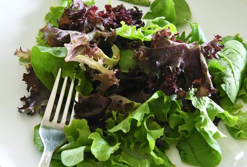 Dangerously low water levels in Queensland's Lockyer Valley mean produce prices, particularly lettuce varieties, have gone up.